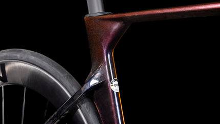 CUBE LITENING AERO C:68X SLT SOLARECLIPSE/CARBON