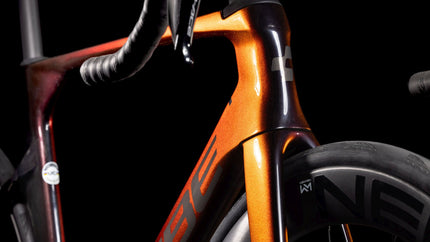 CUBE LITENING AERO C:68X SLT SOLARECLIPSE/CARBON