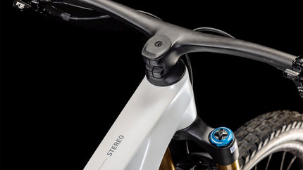 CUBE STEREO ONE77 C:68X SLT 29 METALLICWHITE/GREY