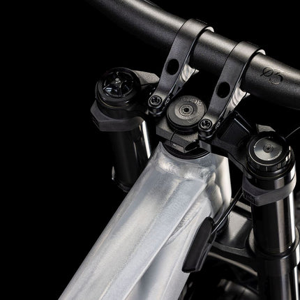 CUBE TWO15 PRO 27.5 RAWMETAL/BLACK