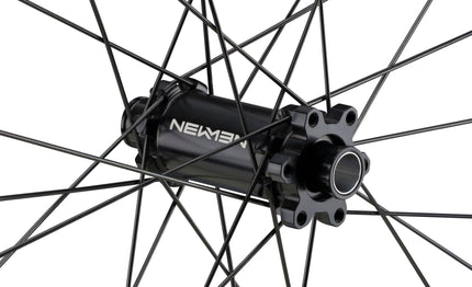 NEWMEN WHEEL BESKAR 30 LIGHT 27.5 28H FADE SP 6B 15X110