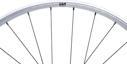 NEWMEN WHEEL BESKAR 30 BASE 29 28H FADE SP 6B 15X110 SILVER