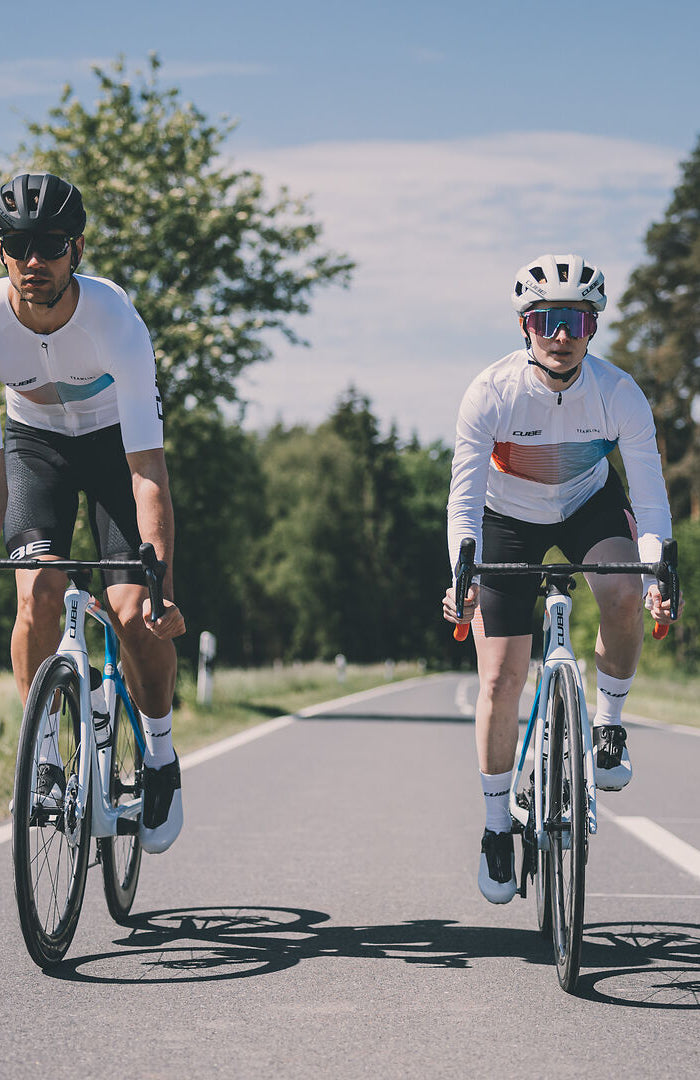 <h2>RACEFIETSEN VAN CUBE</h2>