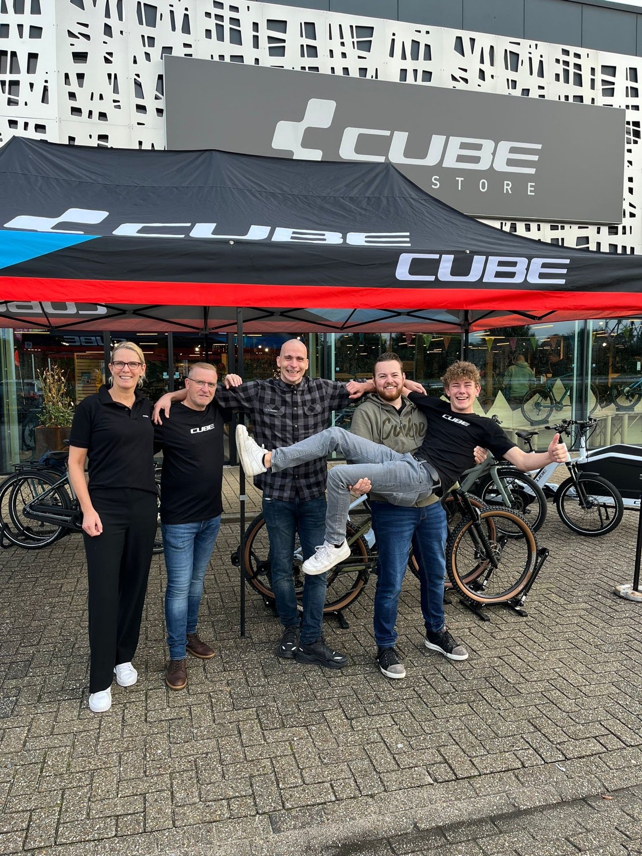 CUBE Store Almelo - Bezoek onze winkel! – cubestores.nl