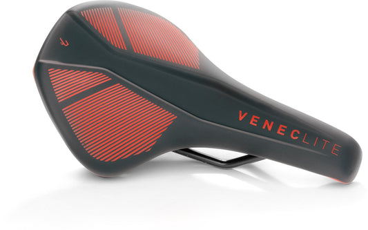 Natural Fit Saddle Venec Lite Black/Red