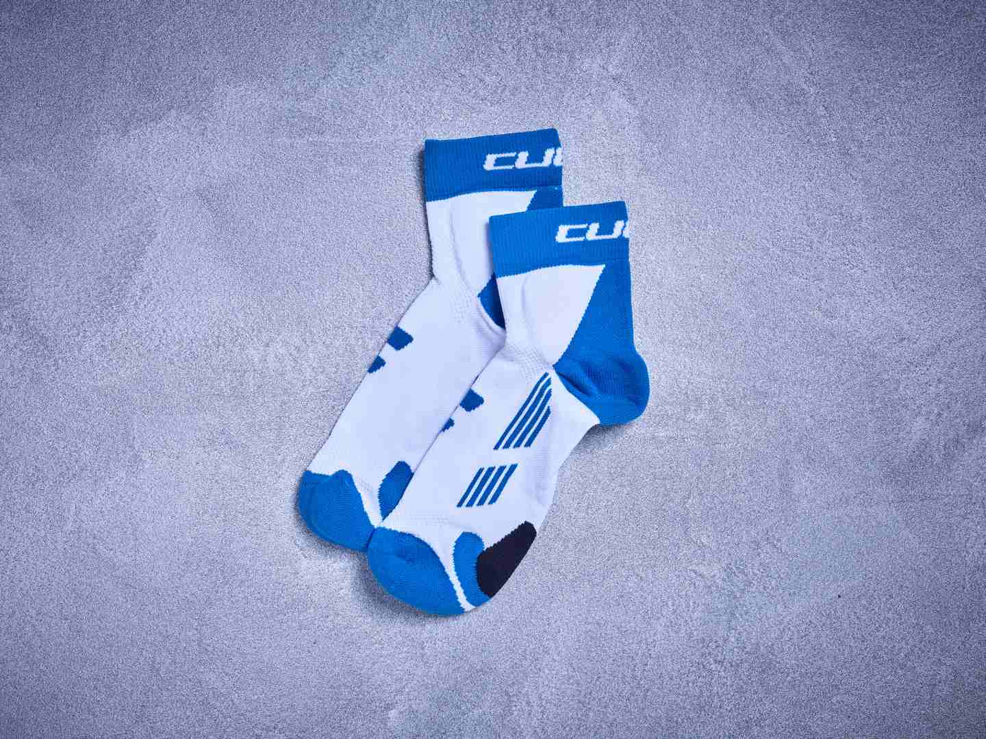 Socks Race Cut Teamline